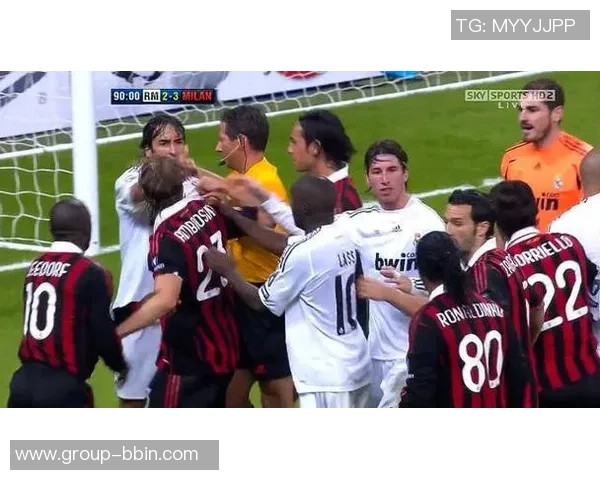 热格罗瓦回忆12岁时在AC米兰训练营与卡卡帕托等球星的难忘时光