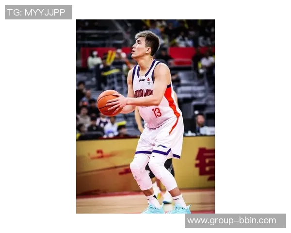 郭艾伦状态回暖20投10中斩获25分3篮板6助攻尽管有5次失误表现依旧可圈可点