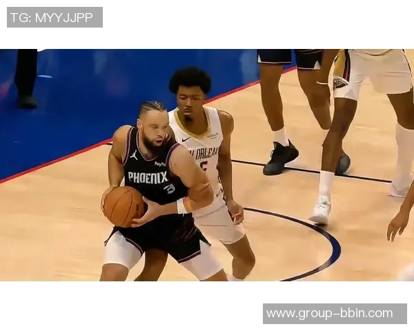 狄龙半场表现抢眼得分上双但犯规频繁状态堪忧 狄龙半场表现抢眼得分上双但犯规频繁状态堪忧