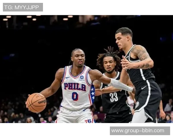 格莱姆斯外线火力全开13投7中三分精准6中4独揽22分助攻抢断齐飞